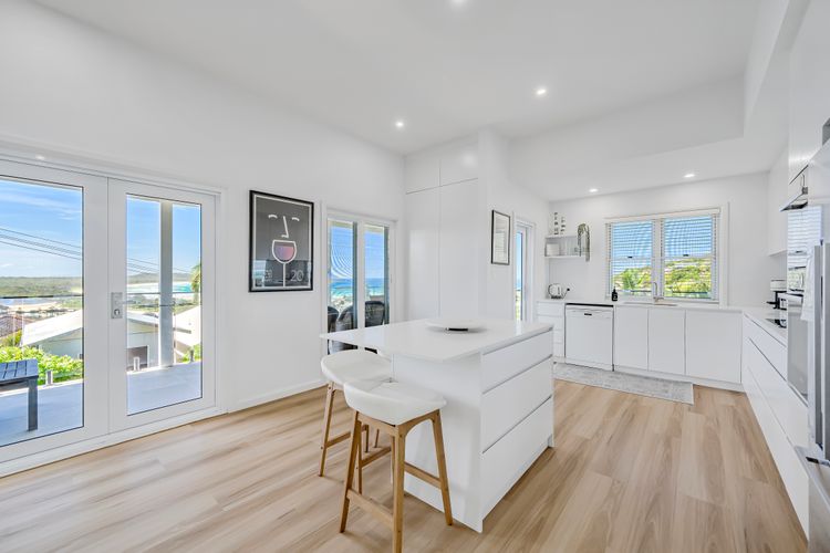 Crescent Haven, 2A View Street