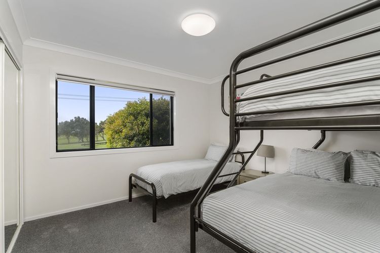 Dolphin Court 1, 1 Gowing Street