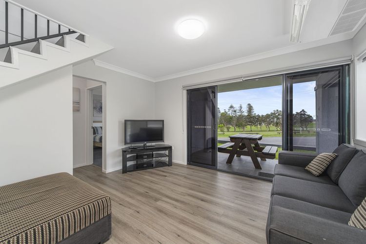 Dolphin Court 2, 1 Gowing Street
