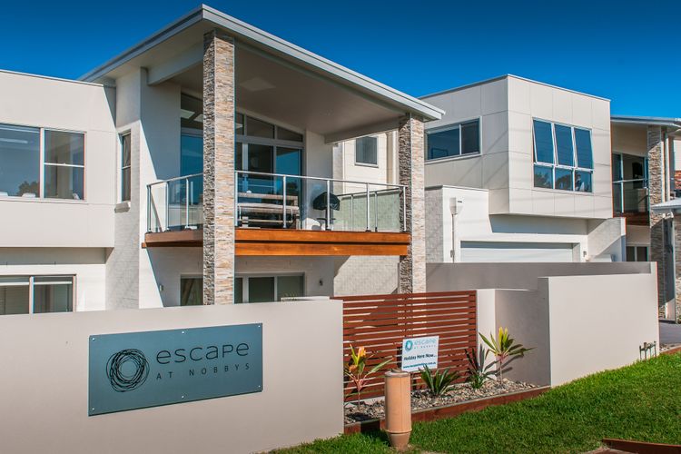 Escape at Nobbys Beach House 1, 1 Dixon Avenue,