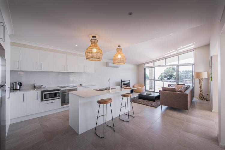 Escape at Nobbys Beach House 1, 1 Dixon Avenue,
