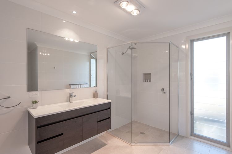 Escape at Nobbys Beach House 1, 1 Dixon Avenue,