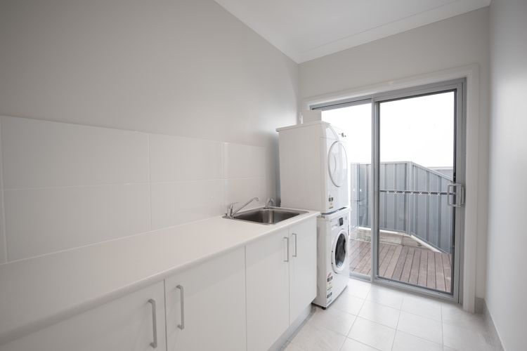 Escape at Nobbys Beach House 2, 74 Pacific Drive,