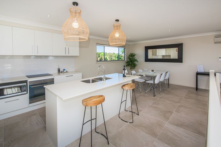 Escape at Nobbys Beach House 2, 74 Pacific Drive,