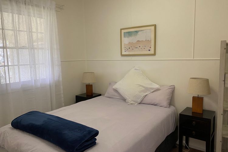 Fleur Cottage, 7 Willow Street