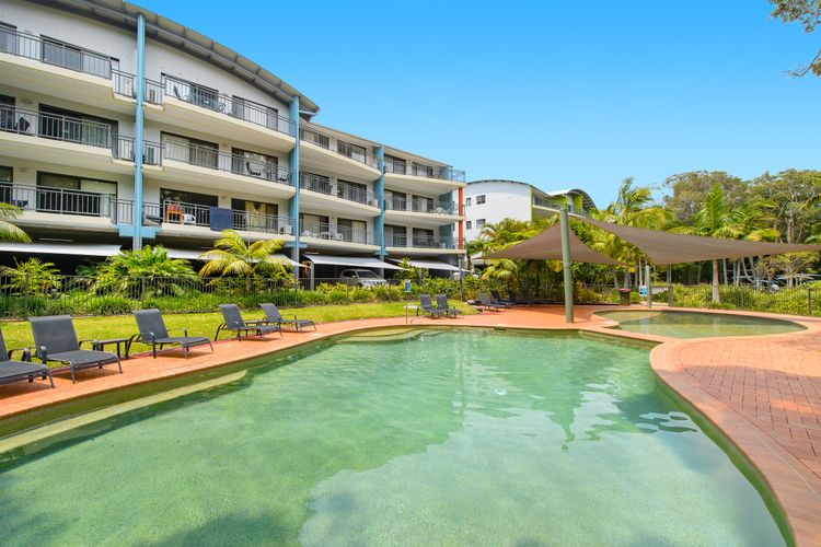 Flynn s Beach 235