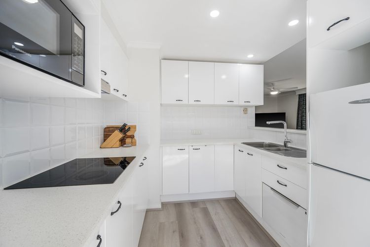 Flynns Beach 112