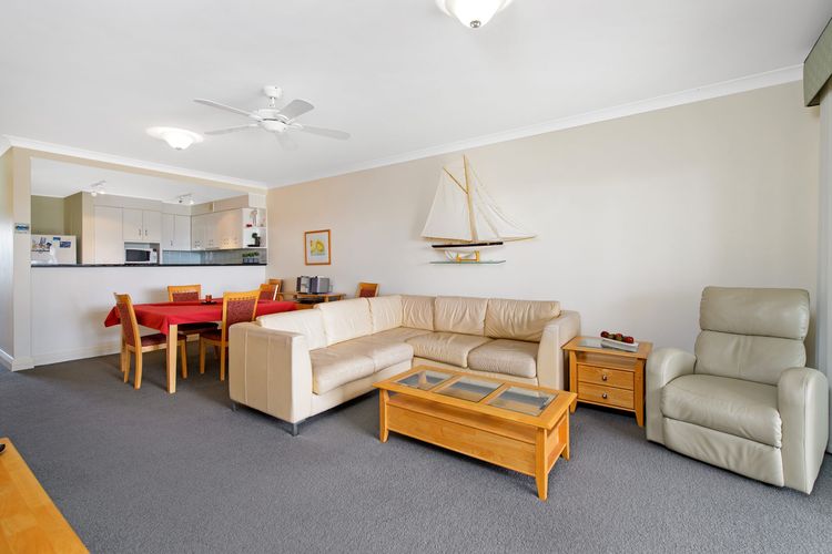 Harbourwatch 11, 18 Burrawan Street