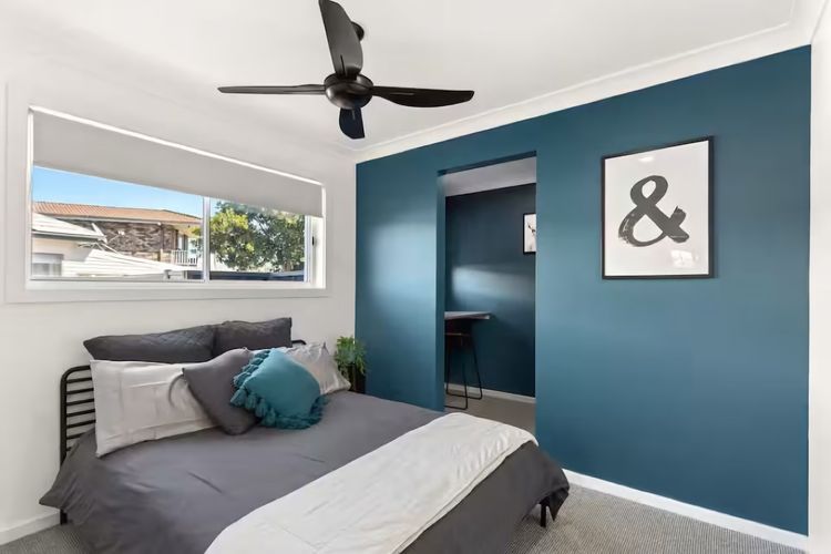 Harrington Escape, 63 Beach street