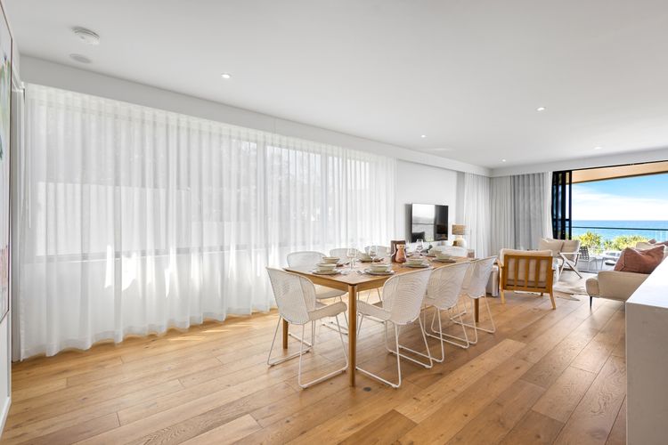 Coolum First Bay 121