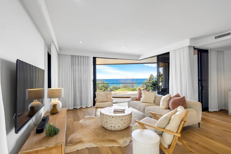 Coolum First Bay 121