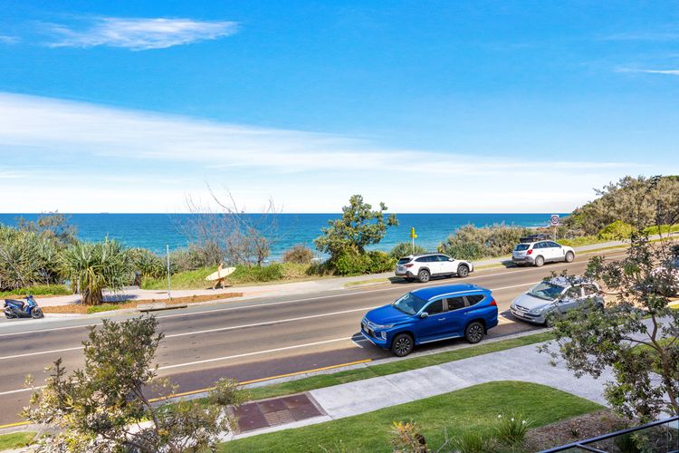 Coolum First Bay 121