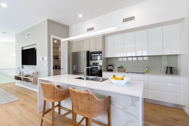 Rooftop Alexandra Headland