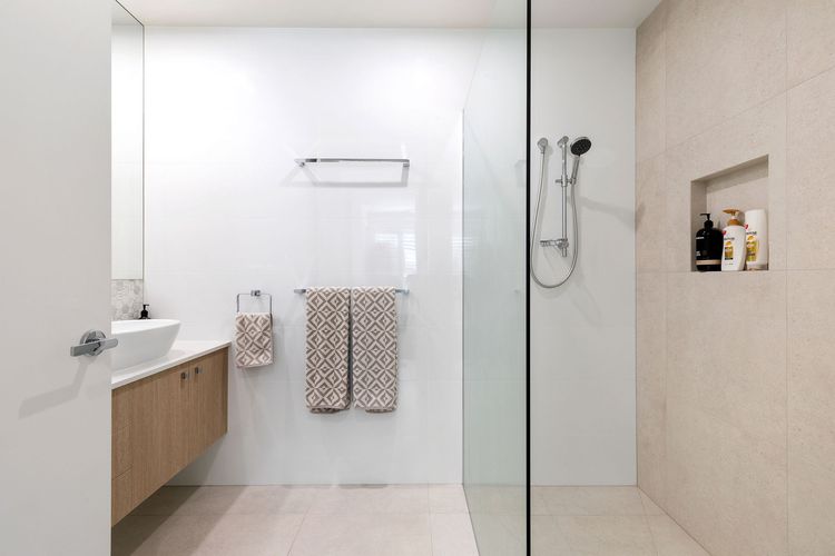 Rooftop Alexandra Headland