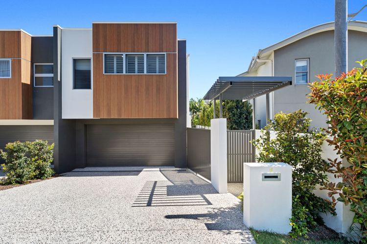 Rooftop Alexandra Headland