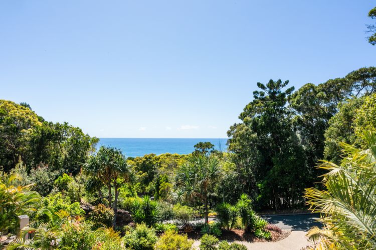 Ocean Outlook at Coolum – Natural beach setting.