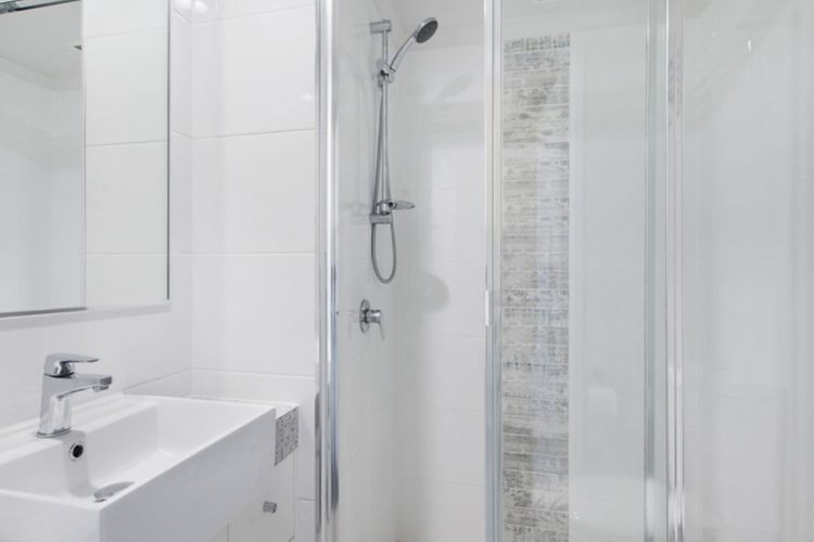 CENTREPOINT UNIT 27