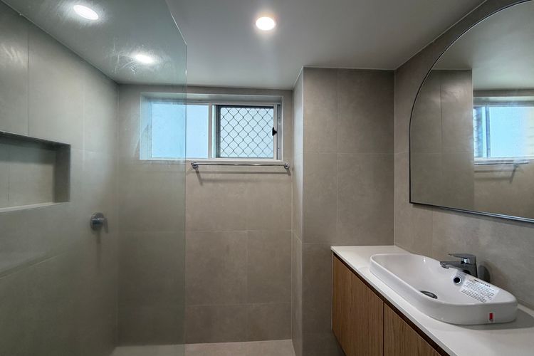 SOLARIS COURT UNIT 2