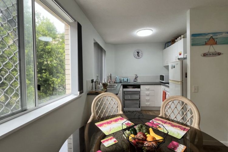 CHEQUERS CALOUNDRA UNIT 2