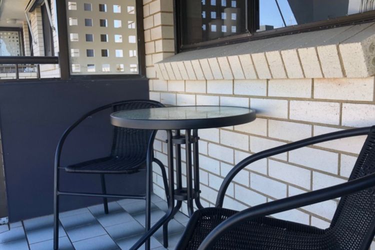 BEACHSIDE COURT UNIT 9