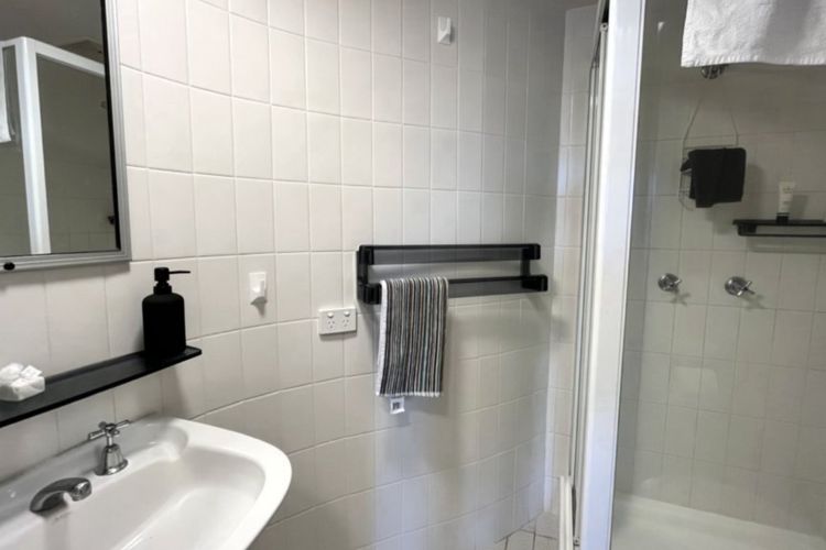 PUMICESTONE CHASE UNIT 5