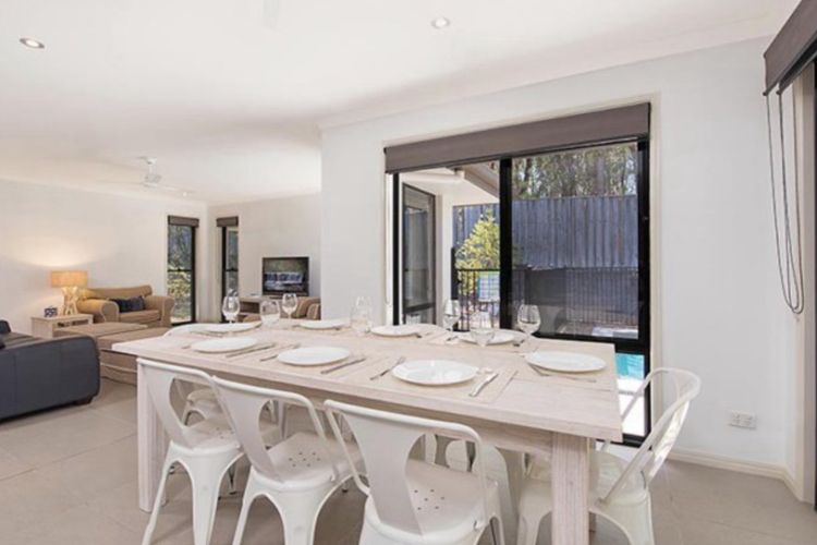 Dinning Table