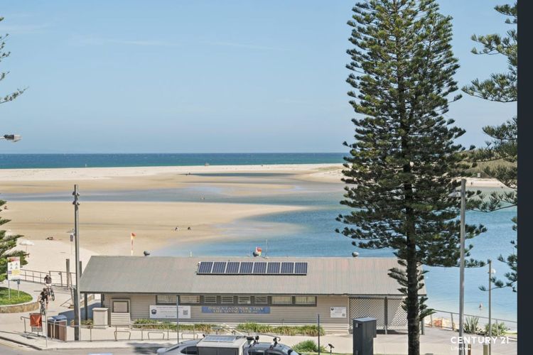 ALLAMANDA PLACE UNIT 11