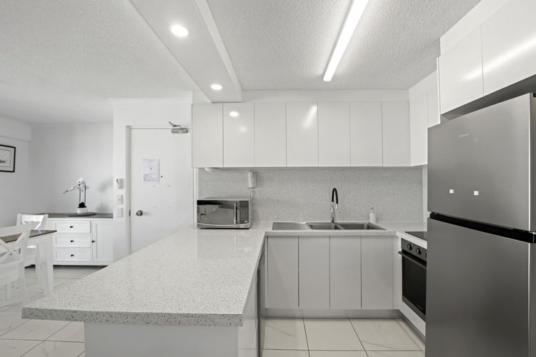 LINDOMARE OCEAN VIEWS