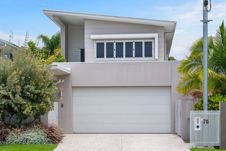 TRANQUIL PALMS – WALK TO BEACH, CAFÉS & COASTAL PATH