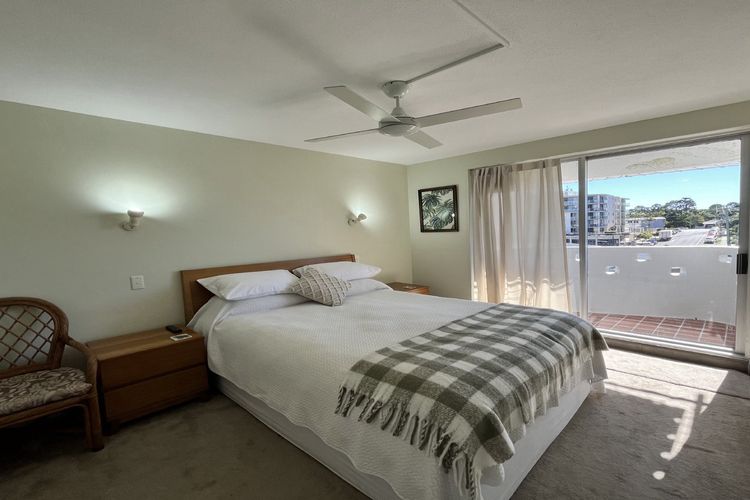 PUMICESTONE CHASE UNIT 9