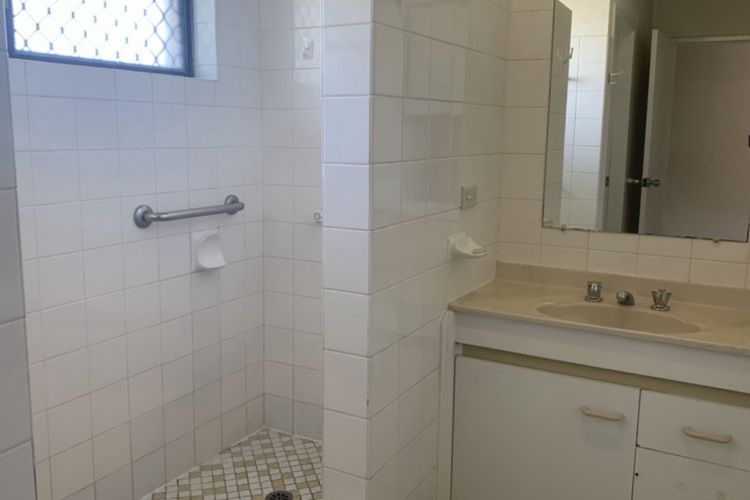 BRIGHTON LE SANDS UNIT 6