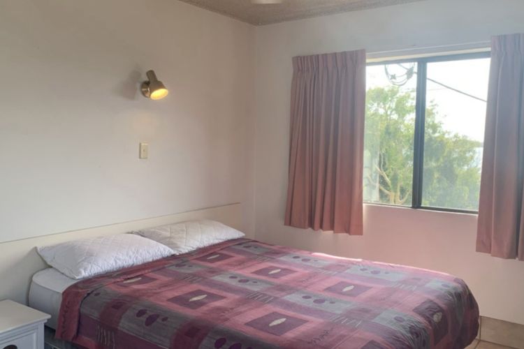 BRIGHTON LE SANDS UNIT 6