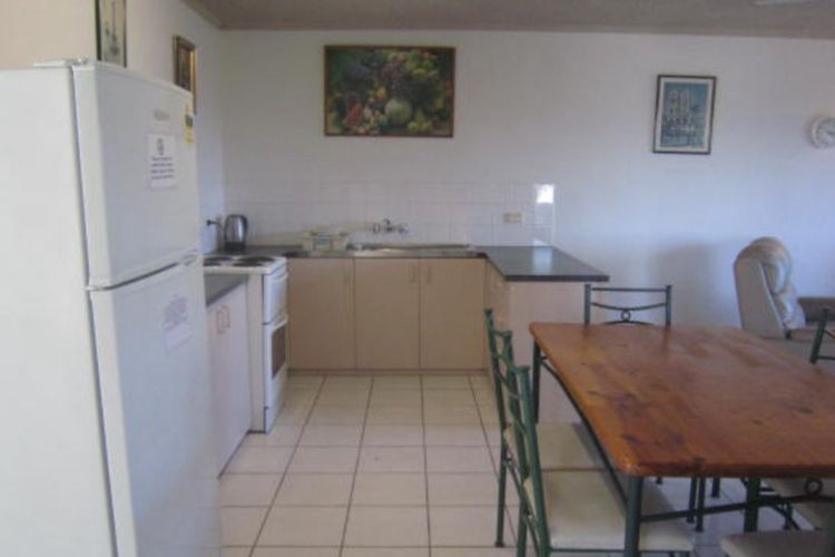 BRIGHTON LE SANDS UNIT 6