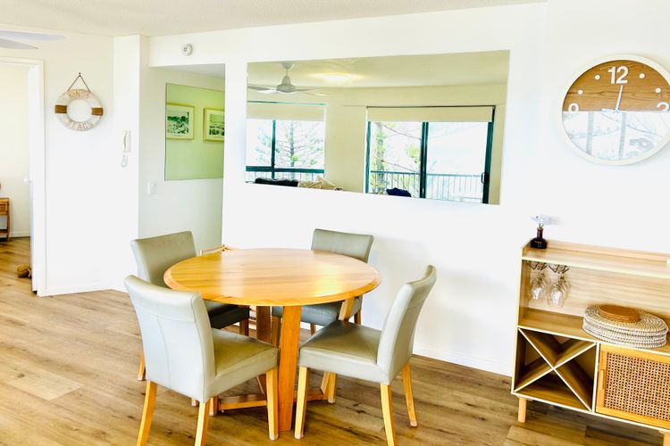 CAMPBELLS COVE UNIT 11