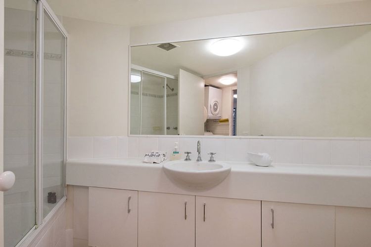 CAMPBELLS COVE UNIT 11