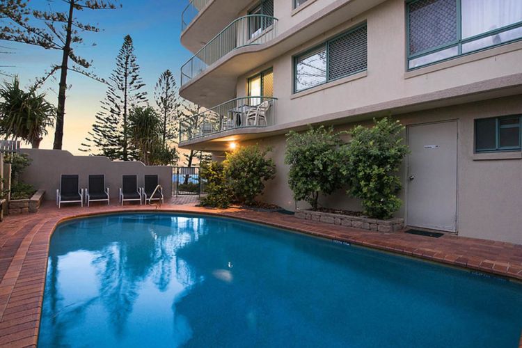 CAMPBELLS COVE UNIT 11