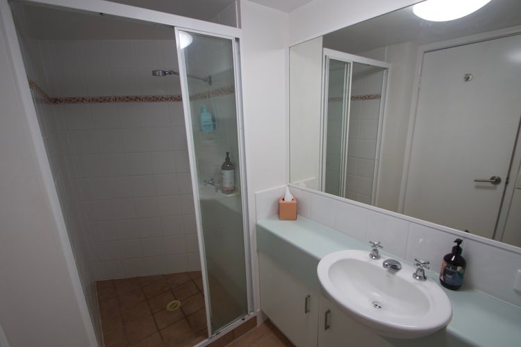 CAMPBELLS COVE UNIT 12