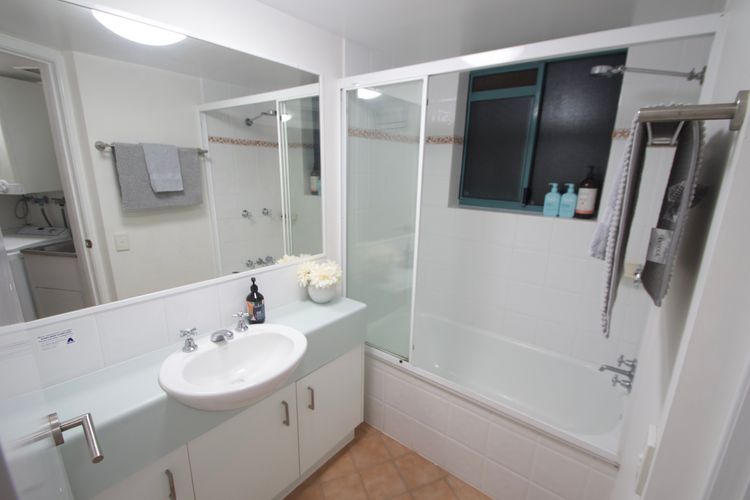 CAMPBELLS COVE UNIT 12