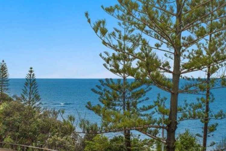 CAMPBELLS COVE UNIT 12