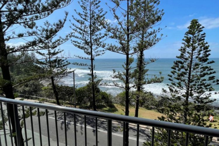 CAMPBELLS COVE UNIT 12