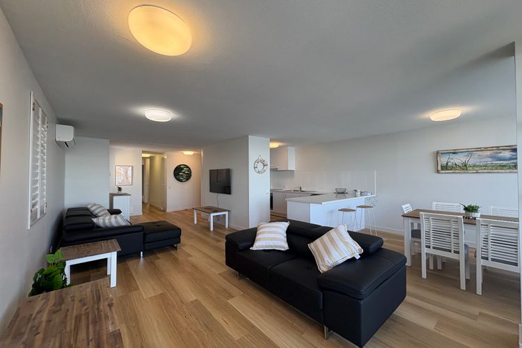 PUMICESTONE CHASE UNIT 8