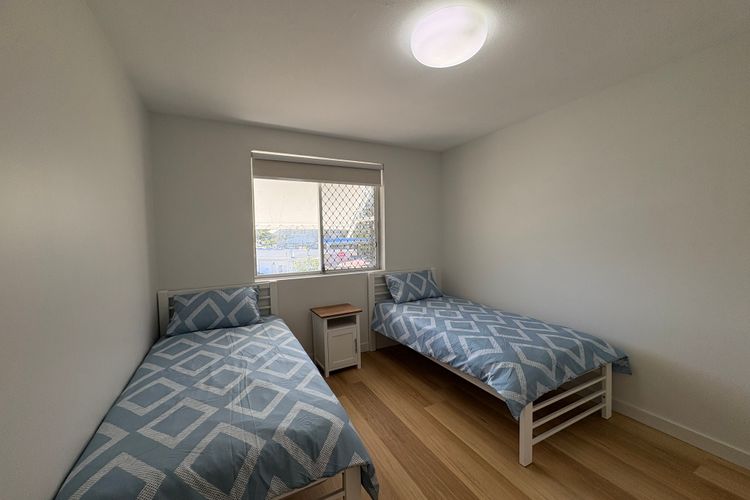 PUMICESTONE CHASE UNIT 8