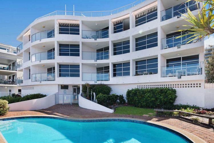 PUMICESTONE CHASE UNIT 8