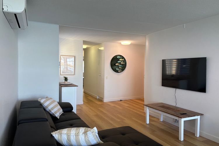 PUMICESTONE CHASE UNIT 8