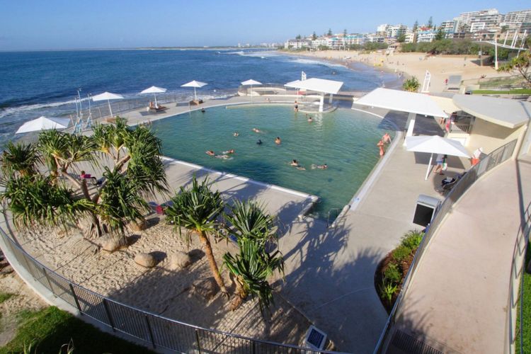 ROLLING SURF RESORT UNIT 48