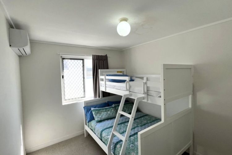 Bedroom - Tri Bunk Bed