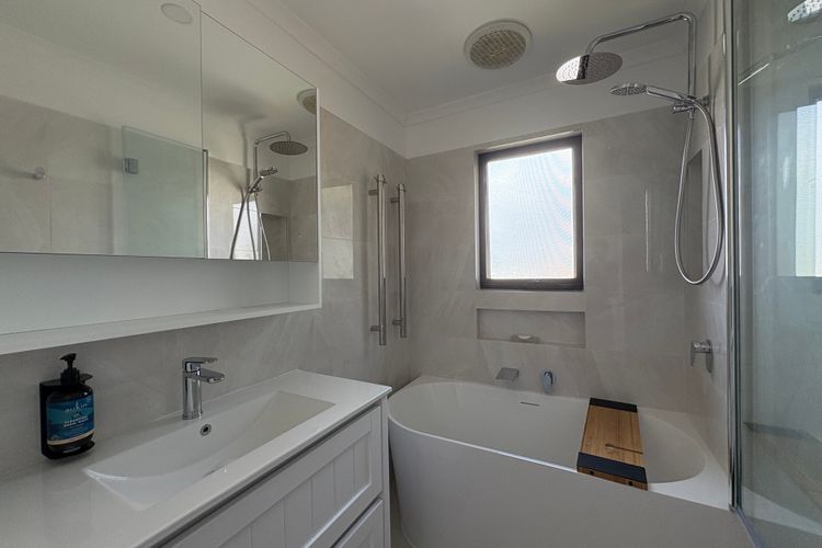 ‘COASTERLY’ OSTERLEY AVE UNIT 1