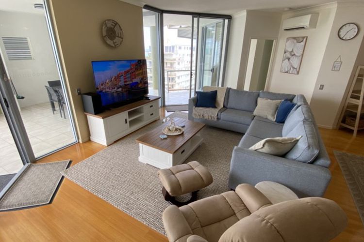 THE PINNACLES CALOUNDRA UNIT 92