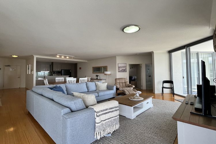 THE PINNACLES CALOUNDRA UNIT 92