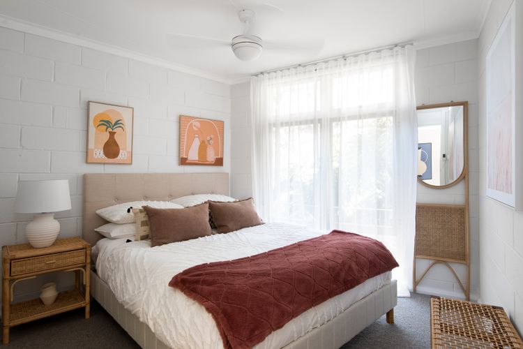 THE BEACH BUNGALOW
